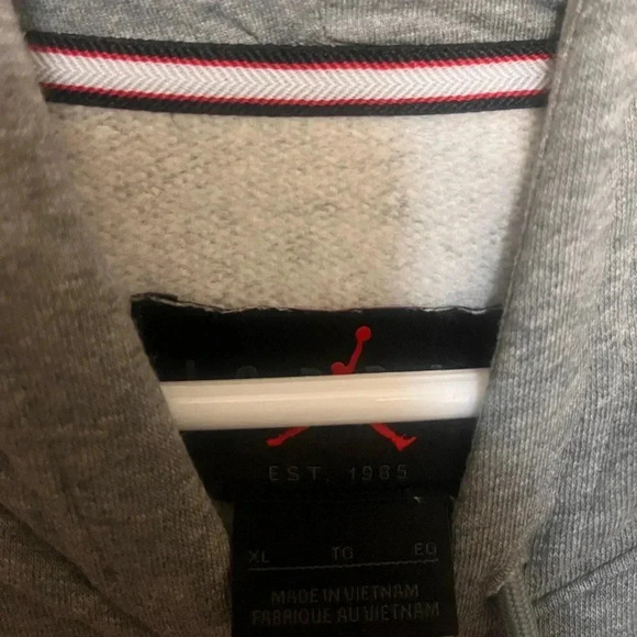 Jordan’s Graphic Light Grey Hoodie - Picture 3 of 8